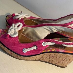 Woman's Sperry Top Sider Hot Pink Slip On Wedge Shoes- Size 7 1/2